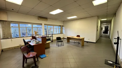28 Tennyson Dr, Tulisa Park, Johannesburg South, 2197, South Africa - 1500m² (11)